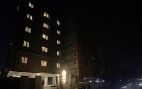 Super Townhouse Whiteridge Gachibowli Near Aig Hospital